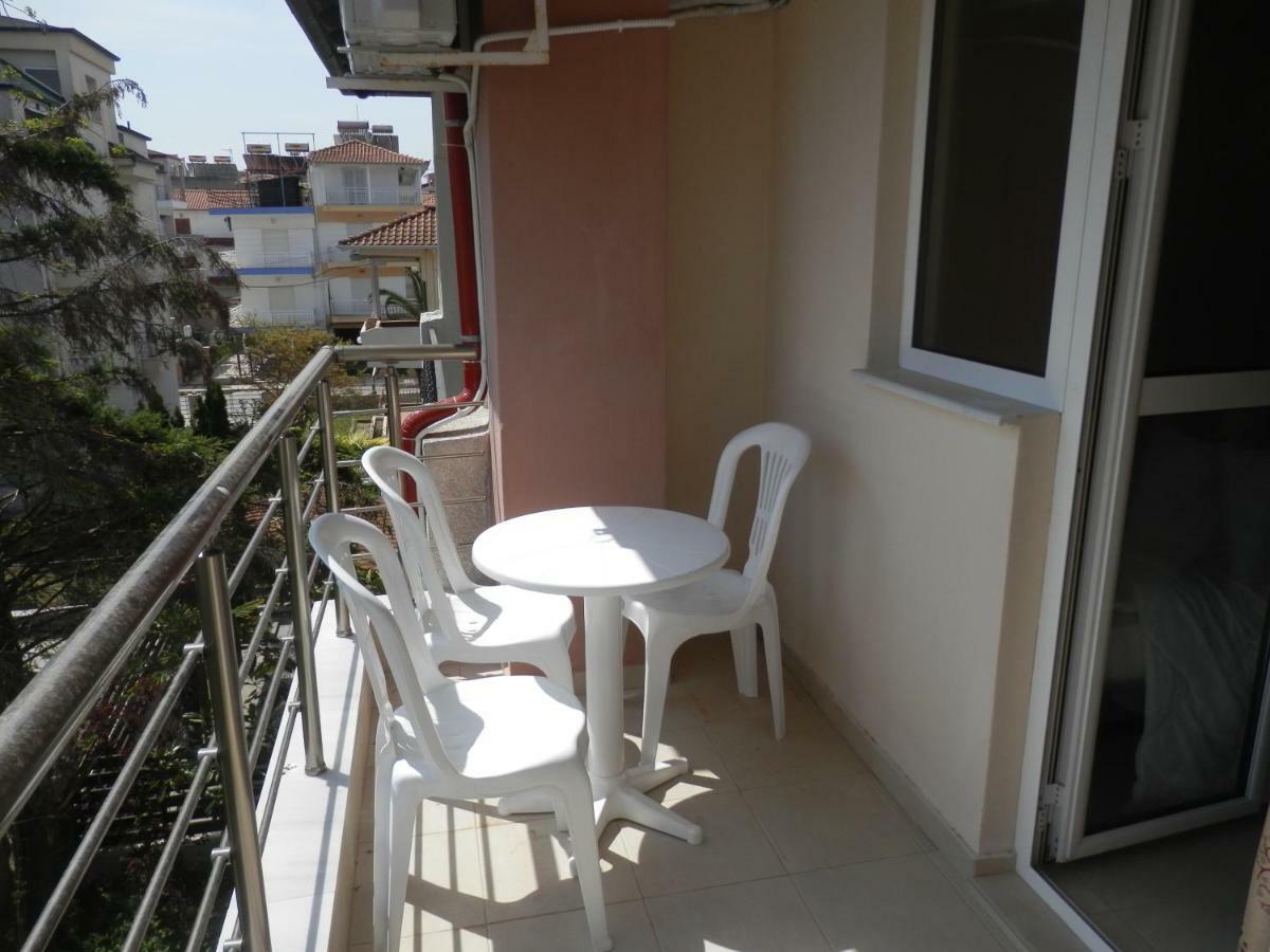 Mango Apartment Paralia Katerinis Exterior photo